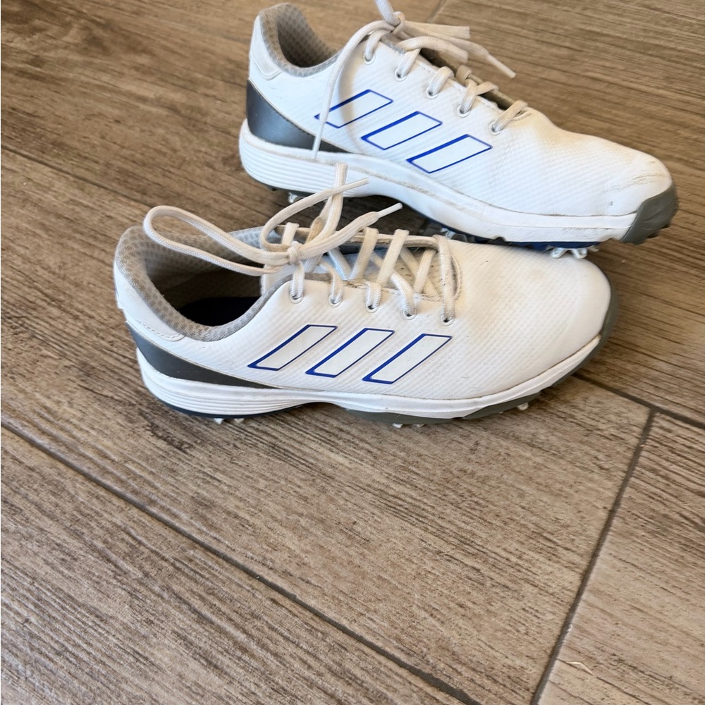 Adidas Youth Golf Shoes - size 6